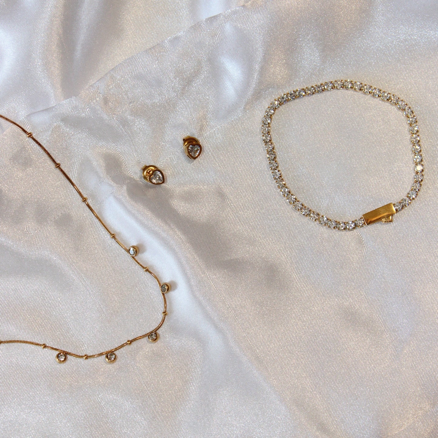 The Minimal Muse Set